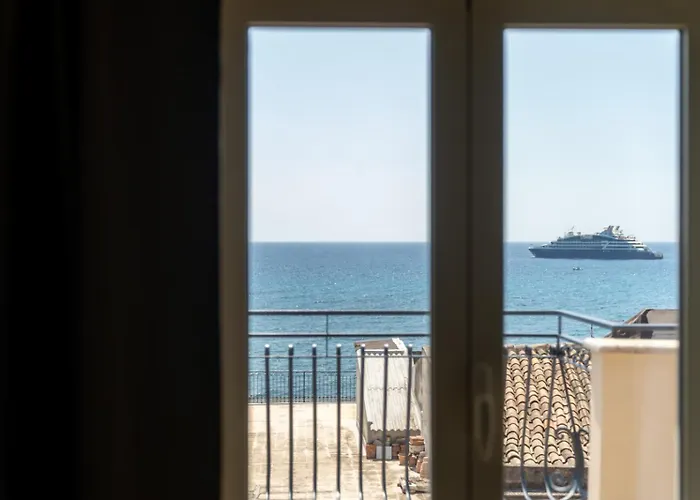 Arte 3* Giardini Naxos